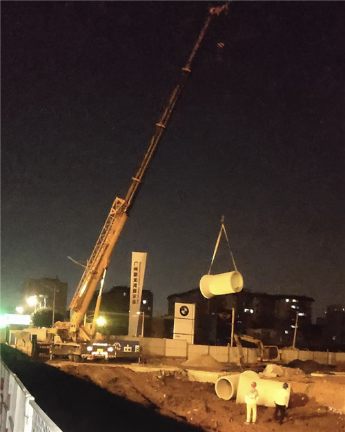 洞头区“弯臂矫正”—— 吊车的 “形变补偿” 技术